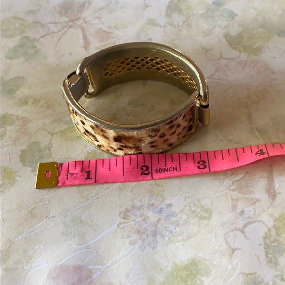 Bracelet; Latch; Cheetah Pattern - Picture 8 of 8